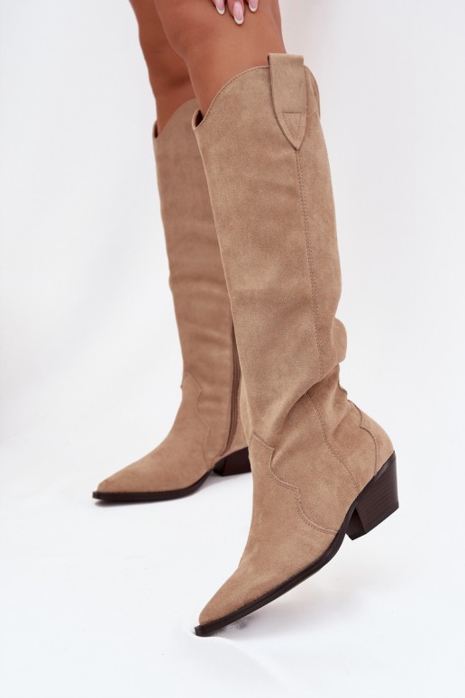 Wärmende lange Cowboy-Stiefel mit Absatz aus Kunstveloursleder in Sandfarbe Jovianne