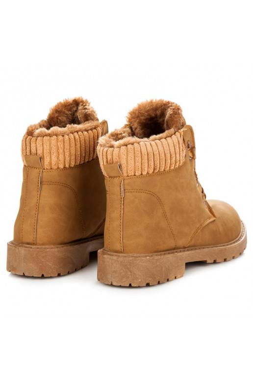 Braune Stiefel mit Satinstiefeln  - 6