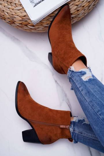Stiefel mit Absatz aus braunem Wildleder Niki BAT_RV9524 CAMEL Moow - 1 2