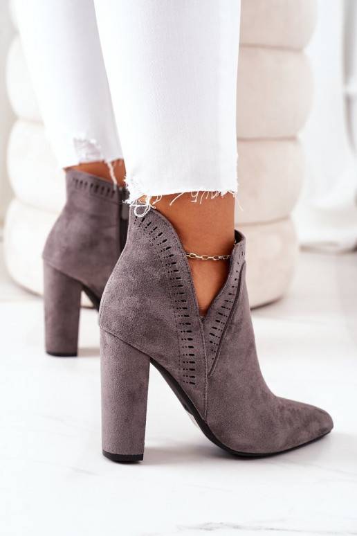 Beheizte Stiefel mit Absätzen in grauer Farbe Sally