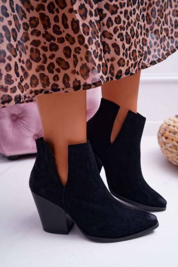 Damenstiefel mit Absatz aus natürlichem Wildleder in Schwarz