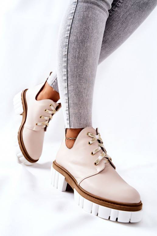 Stiefel Cut Out mit Riemchen beige Kaxo Stiefel Cut Out mit Riemchen beige Kaxo