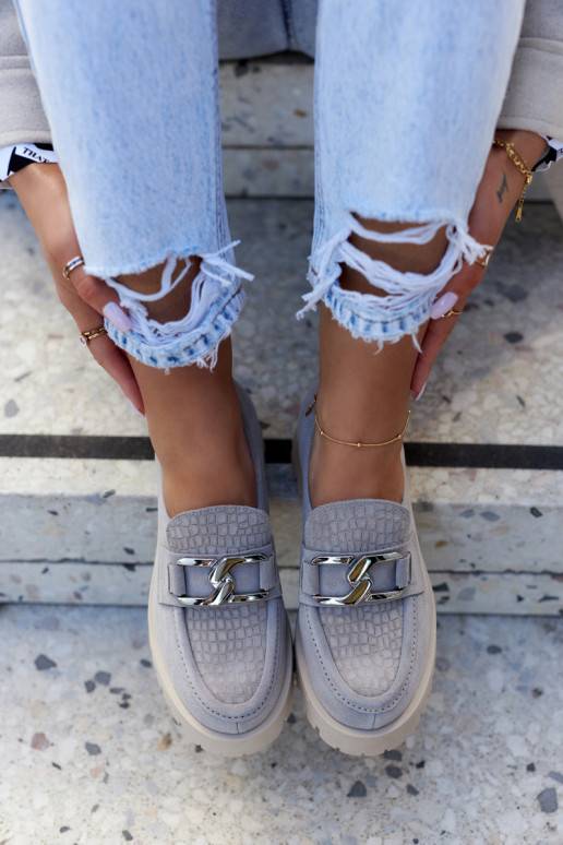 Modische Schuhe aus Wildleder in Grau... Modische Schuhe aus Wildleder in Grau...