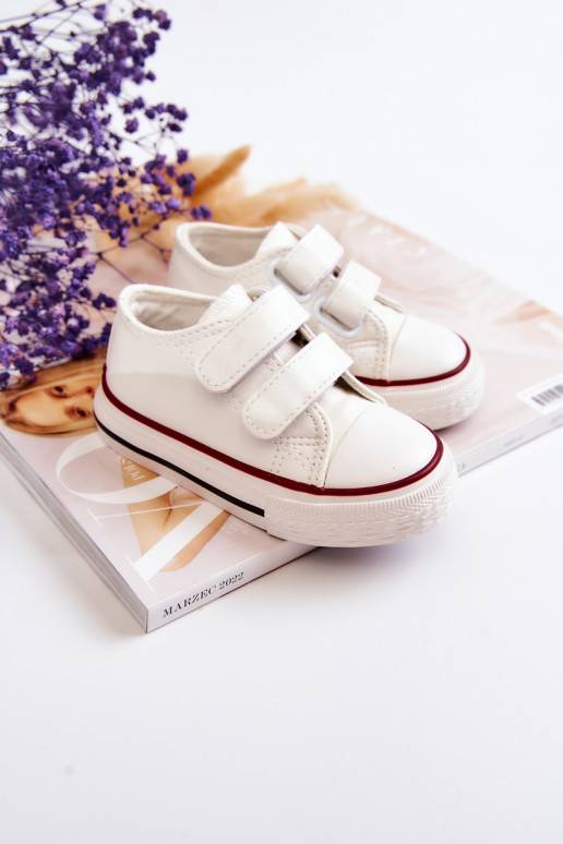 Freizeitschuhe für Kinder mit Klebeverschlüssen in der Farbe Weiß von Foster