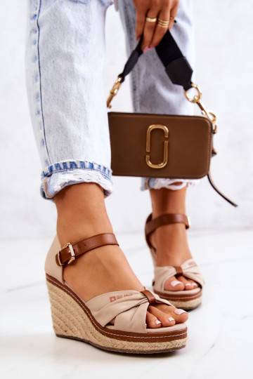 Damensandalen mit Plateau...