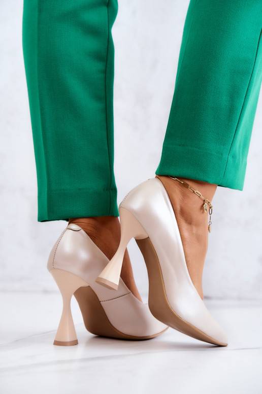 Modische Schuhe Schuhe beige Farbe Modische Schuhe Schuhe beige Farbe