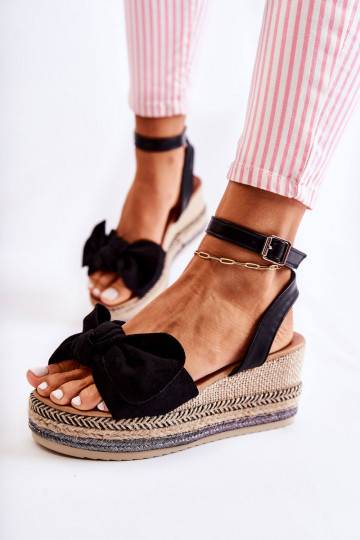 Wildleder-Plateausandalen...