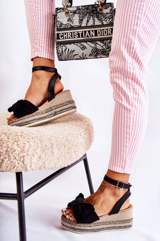 Wildleder-Plateausandalen in der...