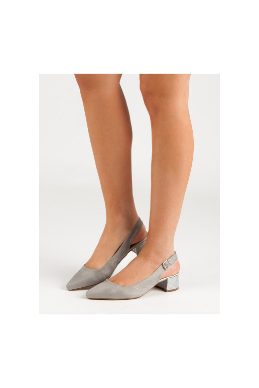 Schuhe mit glänzendem Absatz YL381G