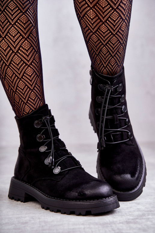 Beheizte Stiefel mit Schnalle in der... Beheizte Stiefel mit Schnalle in der...