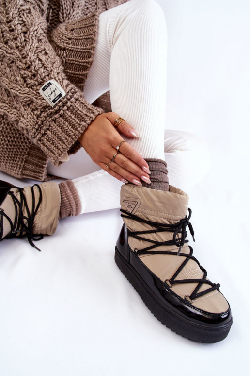 Sandschwarze Schneestiefel mit... Sandschwarze Schneestiefel mit...