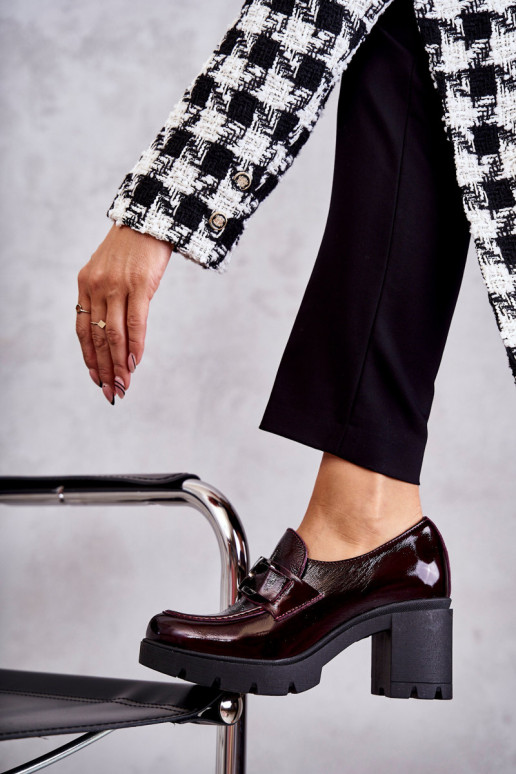 Elegante Schuhe mit Absätzen von Harmell