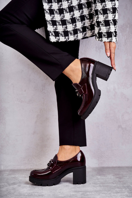 Elegante Schuhe mit Absätzen von Harmell