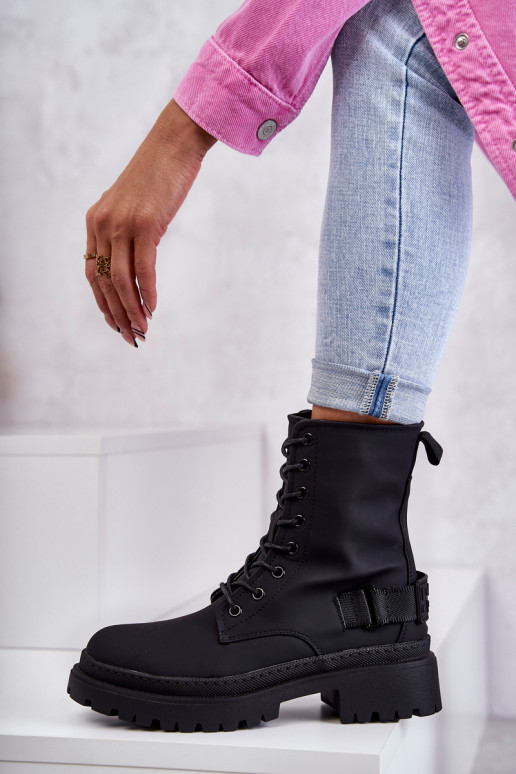 Gewärmte Stiefel mit Reißverschlüssen in der Farbe Schwarz von Fabiola
