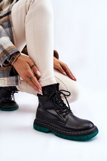 Schwarze Kirschstiefel Trinah mit grüner Sohle 2