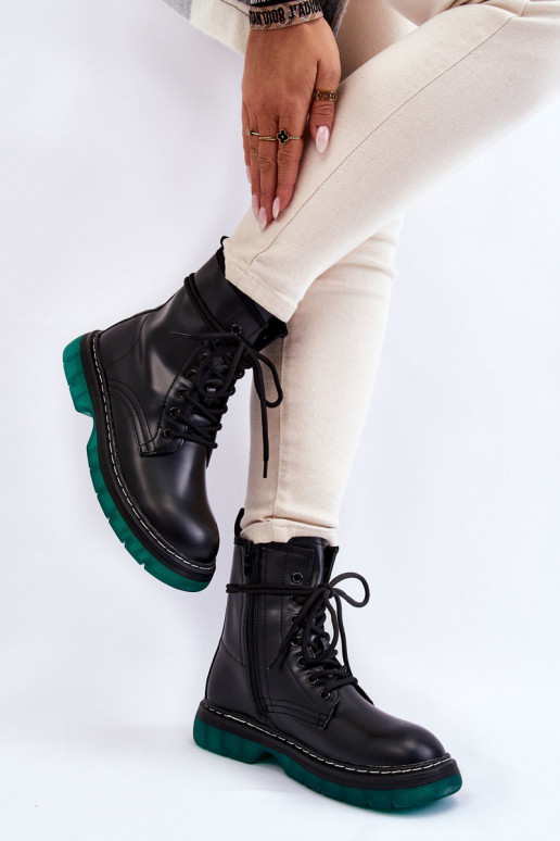Schwarze Kirschstiefel Trinah mit grüner Sohle