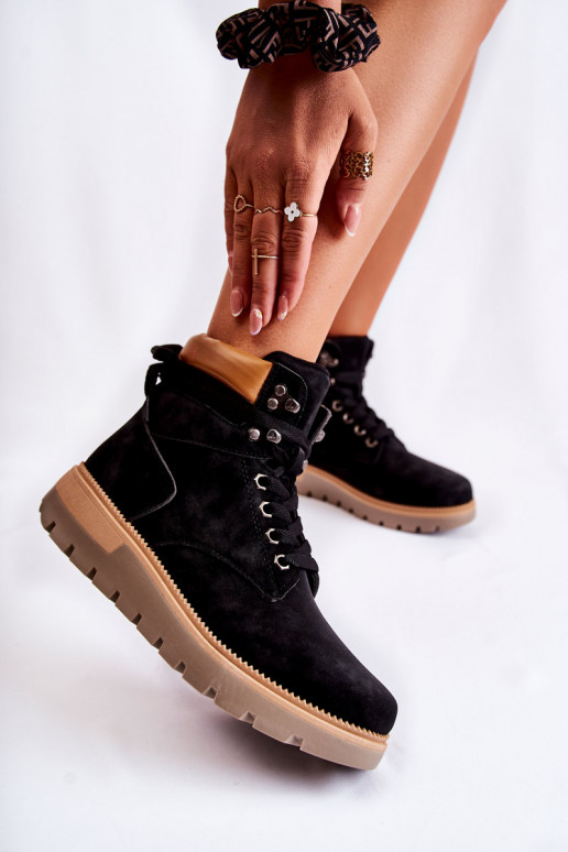 Stiefel mit Plateau in der Farbe... Stiefel mit Plateau in der Farbe...