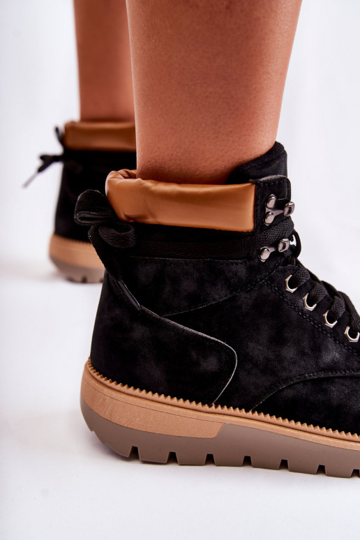 Stiefel mit Plateau in der Farbe... Stiefel mit Plateau in der Farbe...