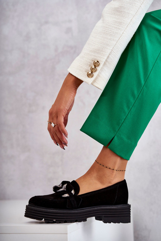 Schwarze Schuhe aus Wildleder von...