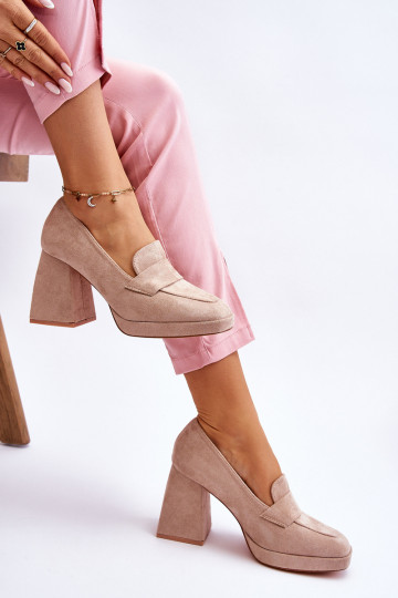 Sandfarbene Wildlederschuhe mit breitem Absatz und Plateau Adriel 2