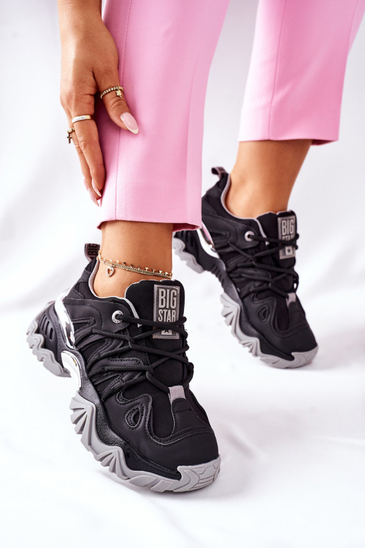 Schwarze Sportschuhe aus Memory Foam... Schwarze Sportschuhe aus Memory Foam...