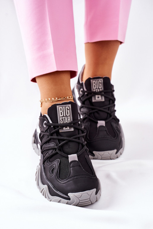 Schwarze Sportschuhe aus Memory Foam... Schwarze Sportschuhe aus Memory Foam...