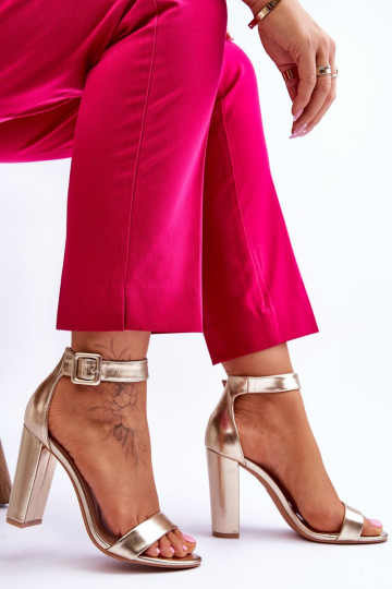 Goldfarbene Stöckelschuhe Georgina 2