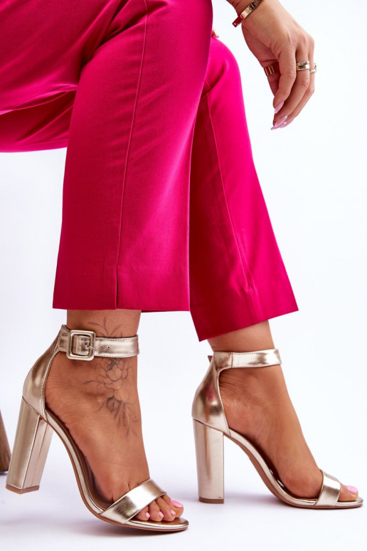 Goldfarbene Stöckelschuhe Georgina Goldfarbene Stöckelschuhe Georgina