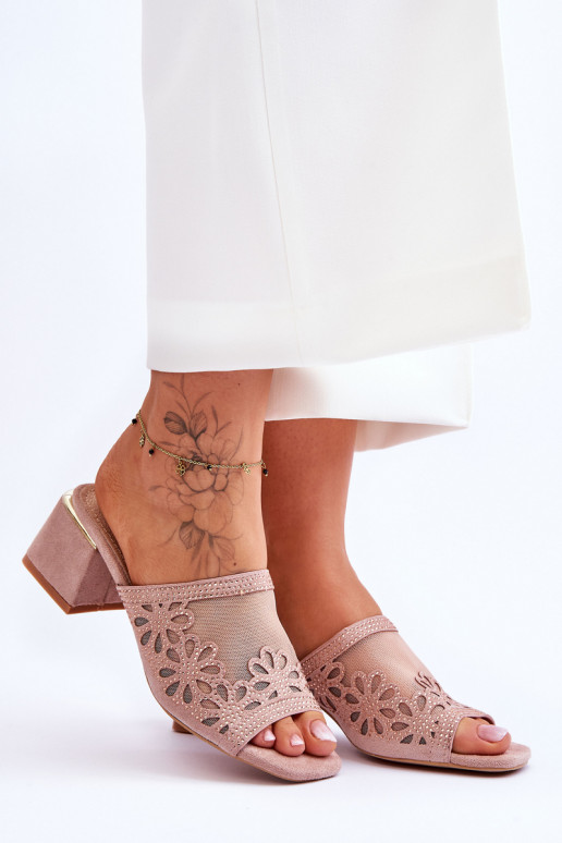 Sandalen mit Absatz und Mesh in Beige... Sandalen mit Absatz und Mesh in Beige...