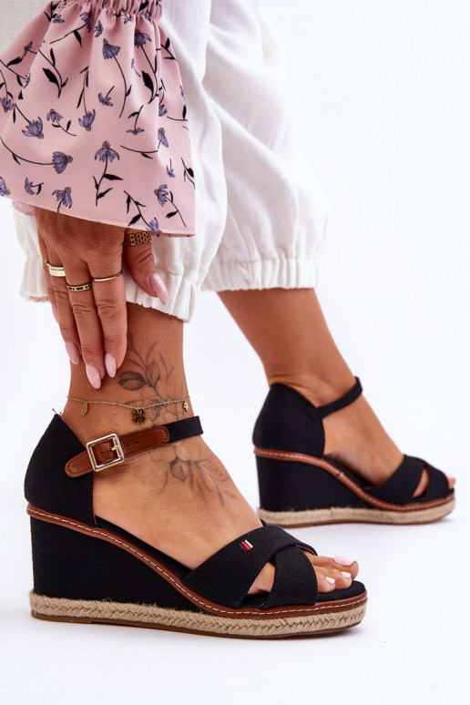 Janet Plateausandalen in Schwarz Janet Plateausandalen in Schwarz