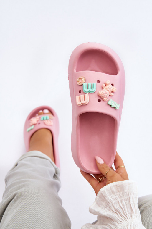 Hellrosa Lorie-Hausschuhe mit schönen... Hellrosa Lorie-Hausschuhe mit schönen...