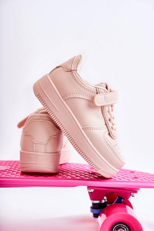 Kinder-Sportschuhe mit Klebeverschlüssen in der Farbe Rosa Elike