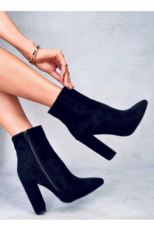 Schuhe mit Absatz RIVERS BLACK Schuhe mit Absatz RIVERS BLACK