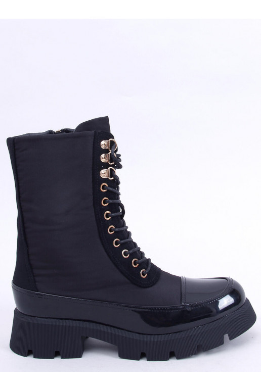 Stiefel mit Schnürsenkeln in der Farbe Schwarz MERCED BLACK