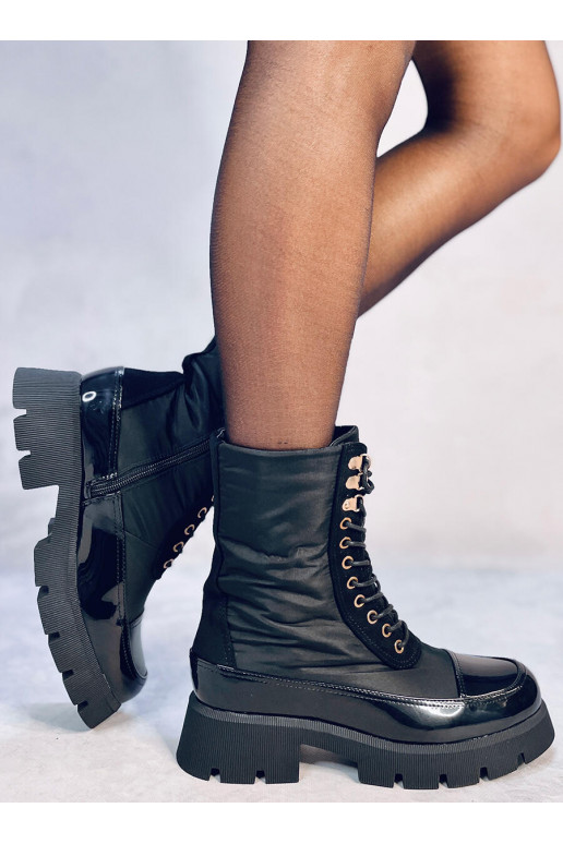 Stiefel mit Schnürsenkeln in der Farbe Schwarz MERCED BLACK
