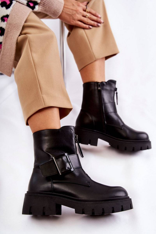 Warme Stiefel mit Reißverschlüssen in Schwarz Torey
