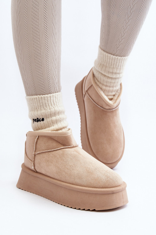 Schneestiefel mit massiver Sohle in...