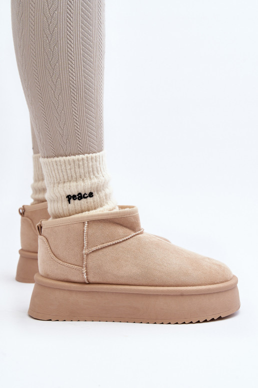 Schneestiefel mit massiver Sohle in...