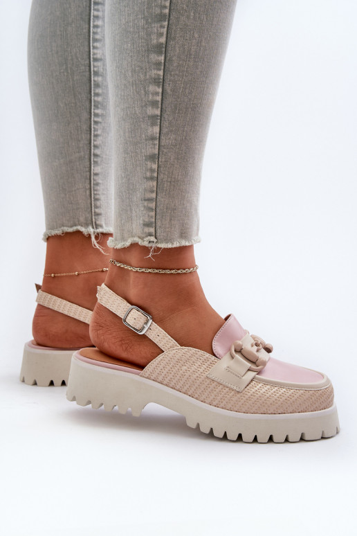 Damensandalen mit breiten Absätzen...