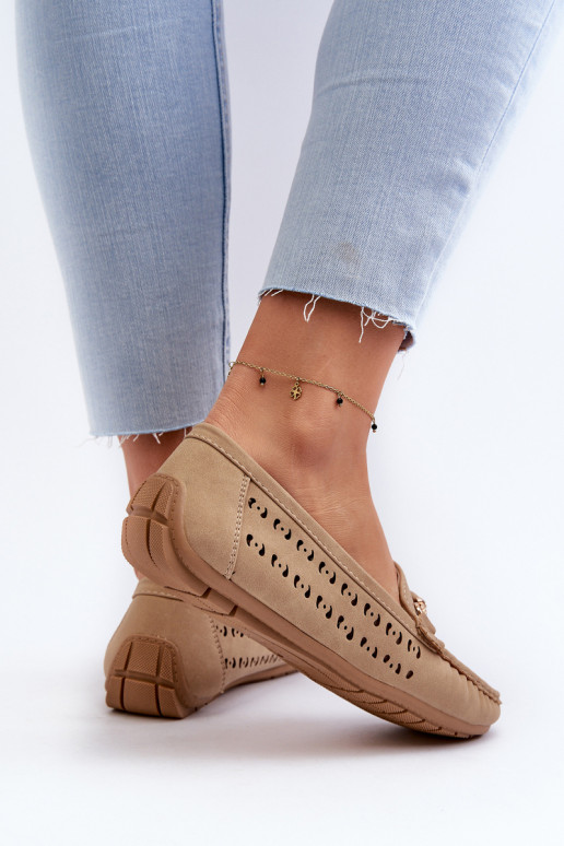 Damenmokassins mit durchbrochenen... Damenmokassins mit durchbrochenen...