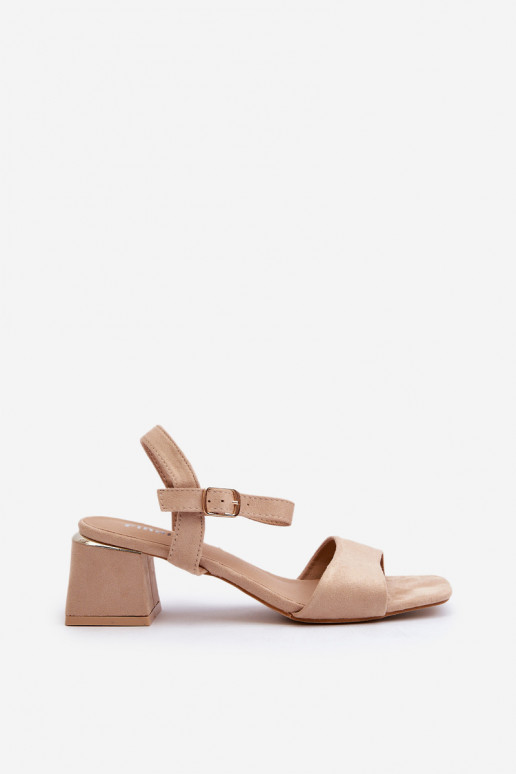 Damensandalen aus beigem Wildleder Damensandalen aus beigem Wildleder