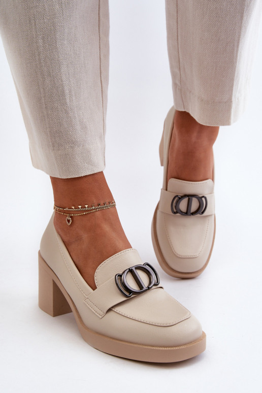 Schuhe mit Absätzen mit Ornamenten beige Nedarea