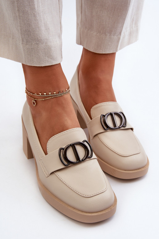 Schuhe mit Absätzen mit Ornamenten beige Nedarea