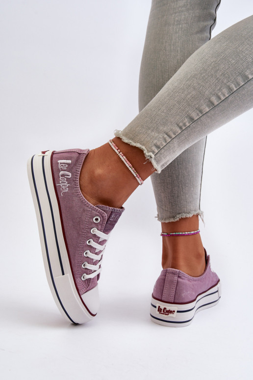 Freizeitschuhe mit massiver Sohle... Freizeitschuhe mit massiver Sohle...