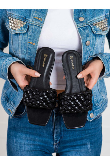 Hausschuhe aus Öko-Leder 2