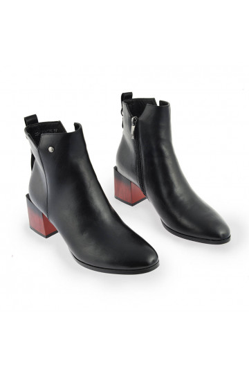 Stiefel mit dickem Absatz,...
