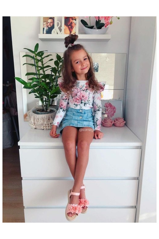 Sandalen für Kinder mit Blumen in... Sandalen für Kinder mit Blumen in...