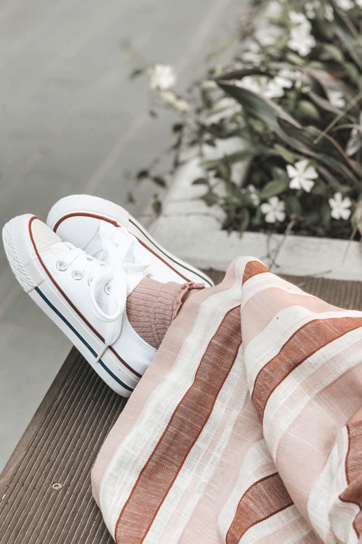 Klassische Kindersportschuhe in...