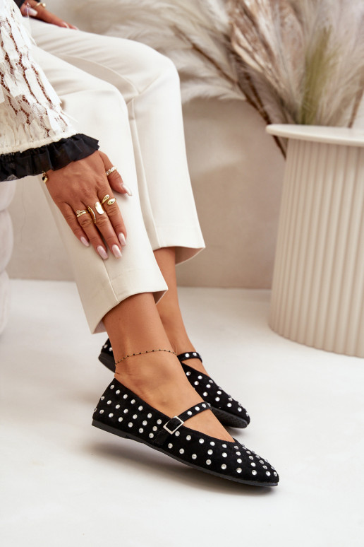 Dekoriert Ballerinas mit Riemen aus Öko-INildlederoZue schZuarze Farbe Tirilissa Dekoriert Ballerinas mit Riemen aus Öko-INildlederoZue schZuarze Farbe Tirilissa