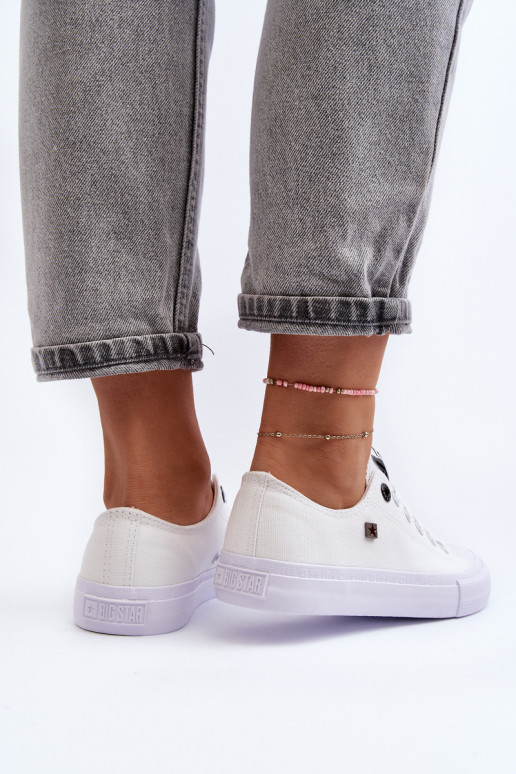 Flache Sneakers des klassischen Modells BIG STAR AA274010 in weißer Farbe